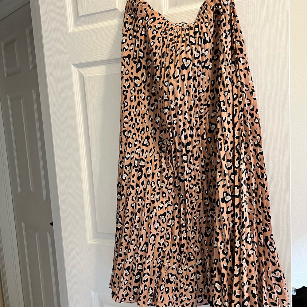 Pleated maxi skirt